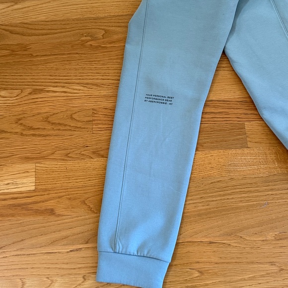 Abercrombie Kids Light Green YPB Joggers - Picture 6 of 7